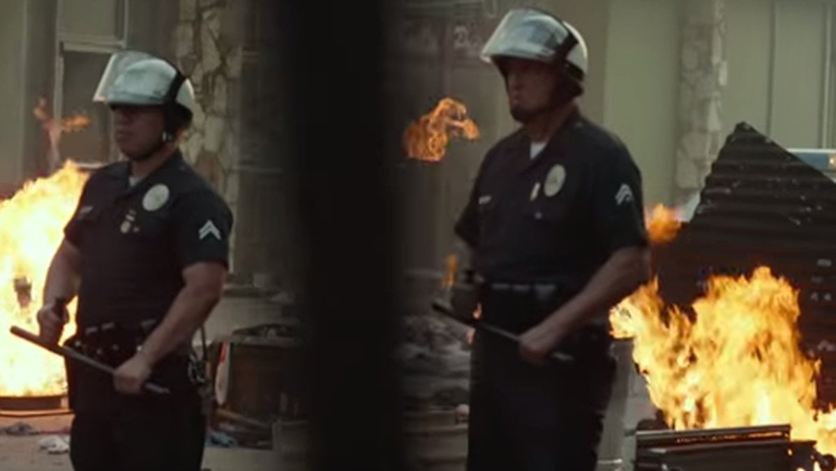 Den tidigare LAPD-polisen Dennis Zine tycker att tajmingen är fel att visa filmen. På bilden: Två poliser i en scen i "Straight Outta Compton".